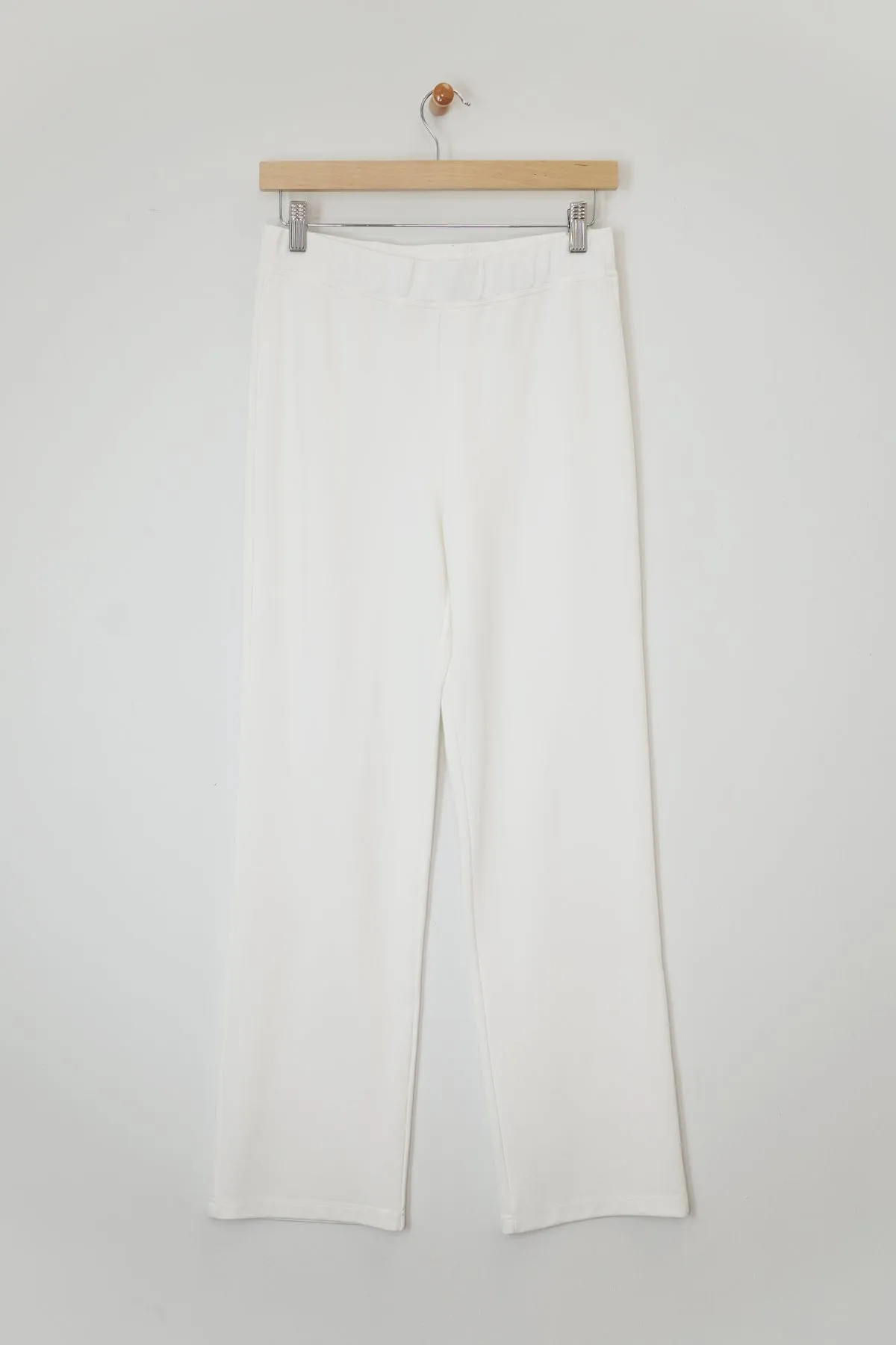 40" Laurenne Straight Pant